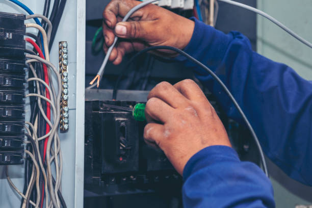 Best Commercial Electrician Services  in West Modesto, CA